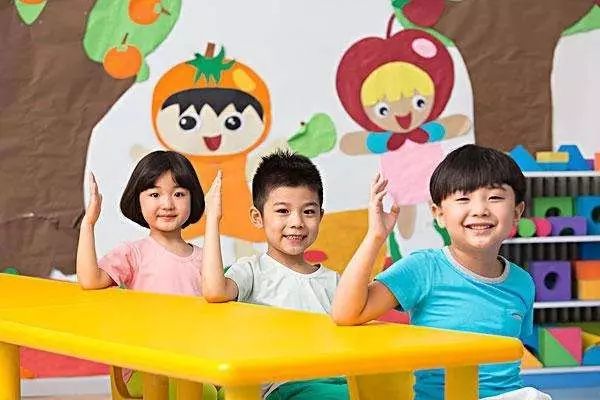 浙江公办幼儿园开设乳儿班，自然美景中的探索之旅