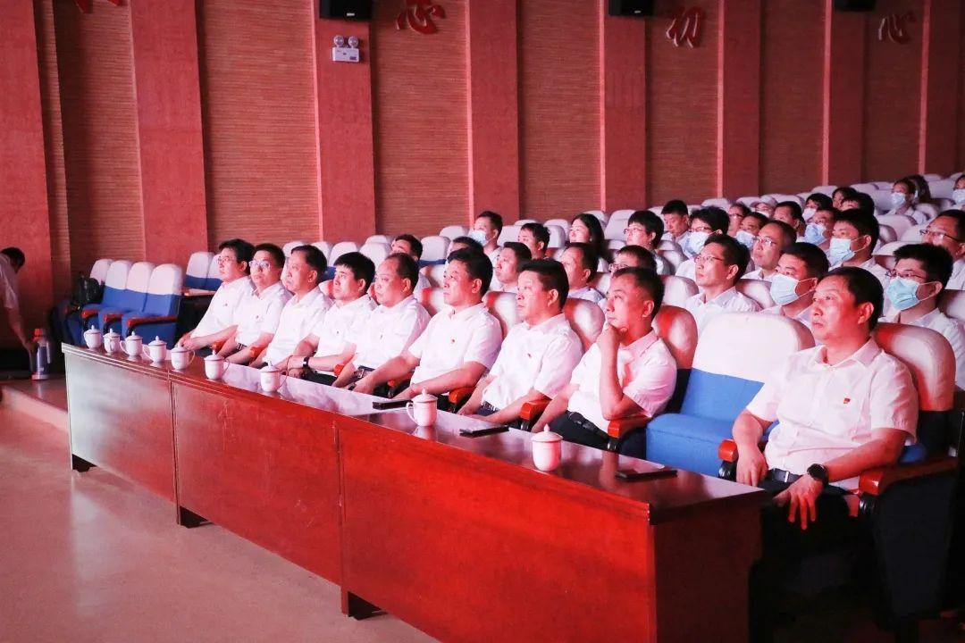 最新入党誓词，迈向未来的力量之源与信仰承诺