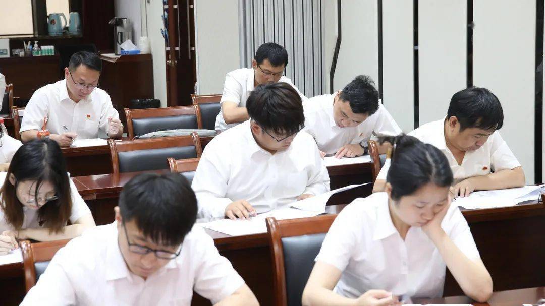学习变革的力量，自信与成就感的融合之旅——最新新闻消息速递