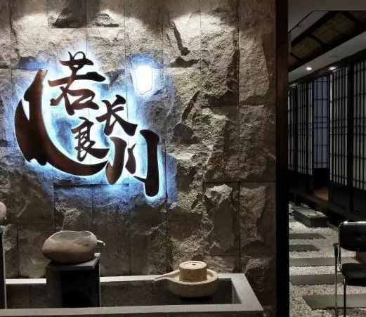 卡尔直播回放，小巷特色小店的惊喜之旅
