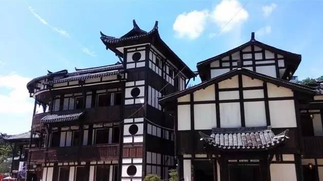 广东台风最新动态，探索自然美景的旅行，感受台风带来的宁静与内心平和