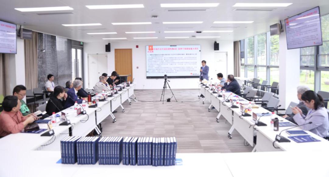 全球语言演变，最新英文的挑战与发展