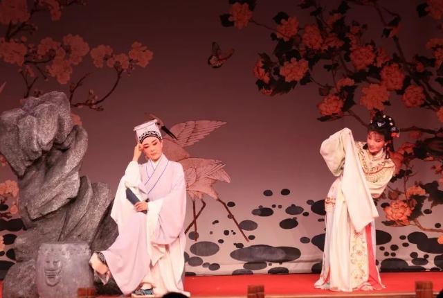 老演员王蓓的奋斗之路，如何成为一名出色的演员？