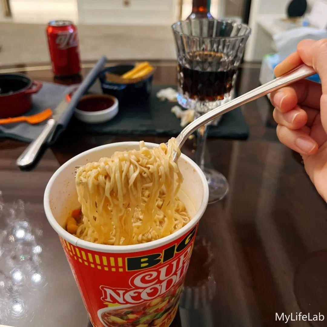 管家一肖100‰澳门,信息明晰解析导向_体验式版本51.136