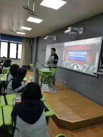新白杨风采，以学习变化为力量，自信塑造未来