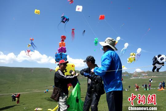 放风筝比赛，挑战与成长的精彩瞬间
