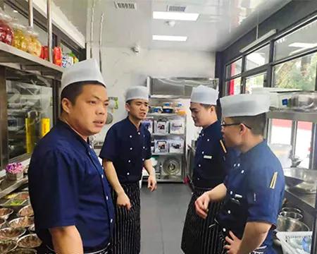 南充厨师招聘启事​​🌟
