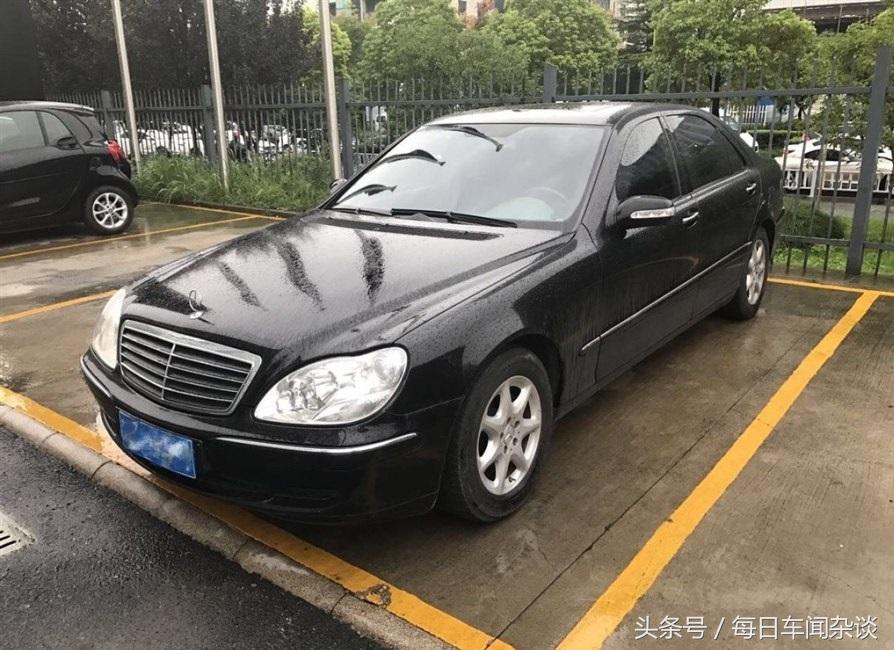 奔驰S350最新款，与自然美景的奢华之旅