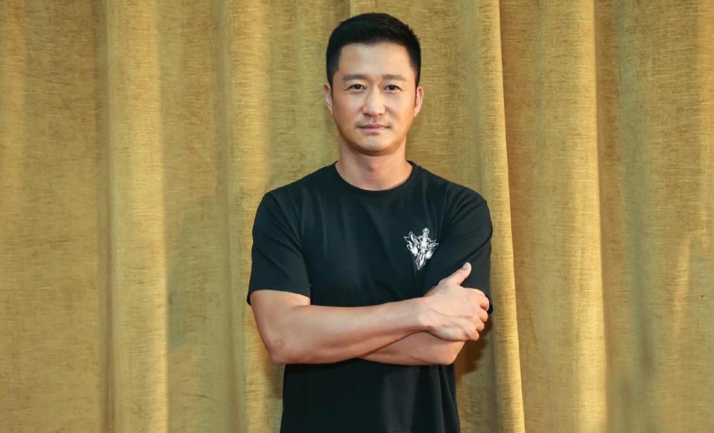 吴京最新动态，忙碌中的温馨日常与家人的陪伴时光