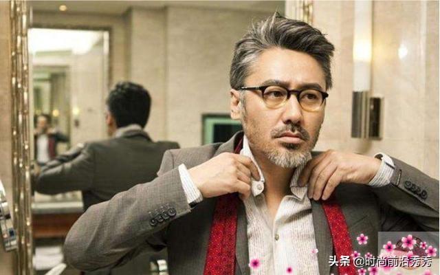 最新男生发型图片，改变发型，重塑自信人生！