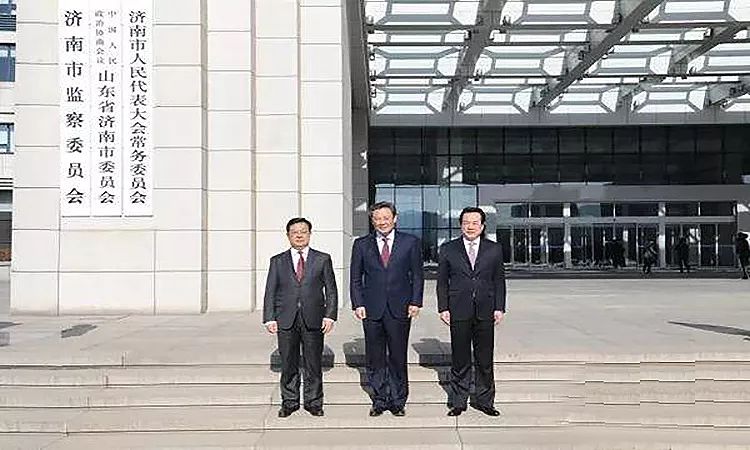 山东最新领导班子成员，自然美景的心灵之旅之旅