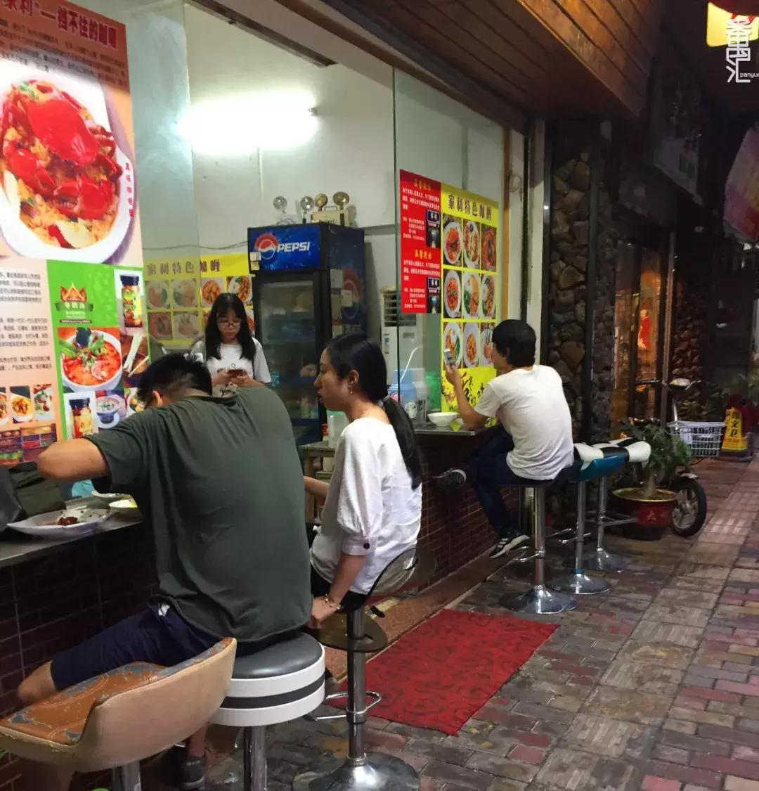 退休长工资最新动态与小巷深处的特色小店揭秘